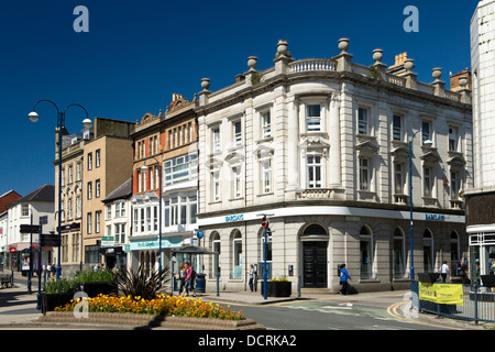 Regno Unito, Galles Ceredigion, Aberystwyth, North Parade Foto Stock