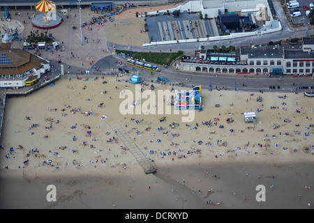 Fotografia aerea di Bournemouth Beach in estate. Foto Stock