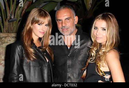 Christian Audigier e Nathalie Sorensen a Koi ristorante celebra il designer di 19 anni, figlia della roccia di cristallo Audigier compleanno di Los Angeles, California - 20.11.11 Foto Stock