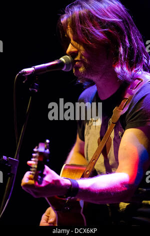 Ray Wilson, (ex-Genesi cantante), performing live presso il Teatro do Bairro in Lisbona Lisbona, Portogallo - 11.12.11 Foto Stock