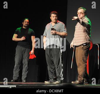 Il cast del parco del rimorchio i ragazzi nel loro stadio di Natale mostra "Caro Babbo Natale, andare F * * k te' all'Olympia Theatre Dublin, Irlanda - 12.12.11 Foto Stock