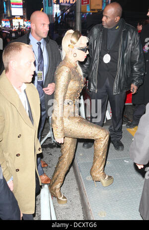 Lady Gaga il Times Square Capodanno conto alla rovescia New York City, Stati Uniti d'America - 31.12.11 Foto Stock