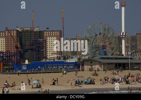 Coney Island vista dal molo poco prima dell uragano Sandy Foto Stock