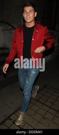 Joey Essex lasciando Aura nightclub. Londra, Inghilterra - 12.01.12 Foto Stock