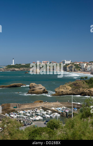 Vecchio porto da pesca BIARRITZ PIRENEI ATLANTIQUES AQUITANE FRANCIA Foto Stock