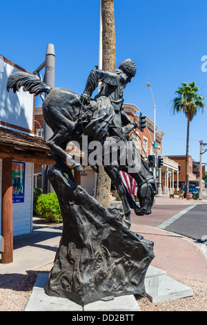 Statua sulla N Scottsdale Rd nella Città Vecchia di Scottsdale, Arizona, Stati Uniti d'America Foto Stock