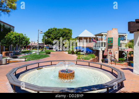 Città Vecchia Taverna sulla East Scottsdale Mall, Old Town Scottsdale, Arizona, Stati Uniti d'America Foto Stock