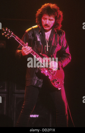 I Black Sabbath con il chitarrista Tony Iommi circa 1972 Foto Stock