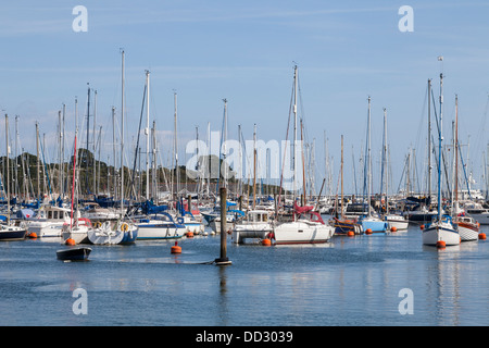 Il Quay a Lymington, Hampshire, Inghilterra Foto Stock
