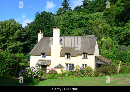 Cottage di prua, Selworthy, Somerset, Inghilterra, Regno Unito Foto Stock