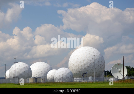 Bad Aibling Station (abbreviato BAS), XVIII Esercito degli Stati Uniti agenzia di sicurezza Stazione Campo, BND: Hortensie III, Echelon Foto Stock