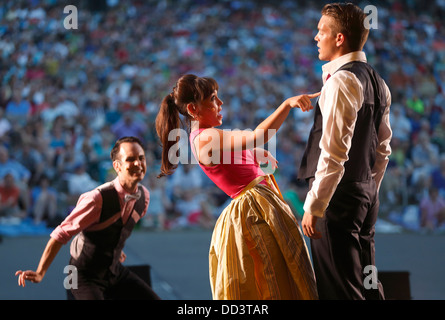 Il Commonwealth Shakespeare Company esegue con Boston Orchestra di punti di riferimento in corrispondenza del portello Shell in Boston, Massachusetts Foto Stock