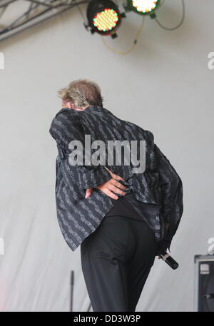 David van giorno peforming con sue Moxley a Havering Show, Harrow Lodge Park, Hornchurch, Essex. Foto Stock