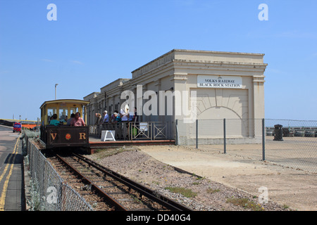 Volks elettrica ferroviaria a Brighton Marina vicina, East Sussex England Regno Unito Foto Stock