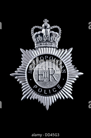 Badge Metropolitan Police casco Londra UK casco badge primo piano vista dettagliata sul casco della polizia Foto Stock