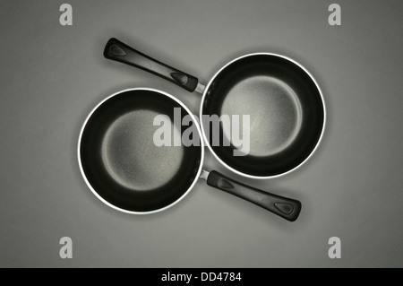 Due cucina le padelle antiaderenti. Foto Stock