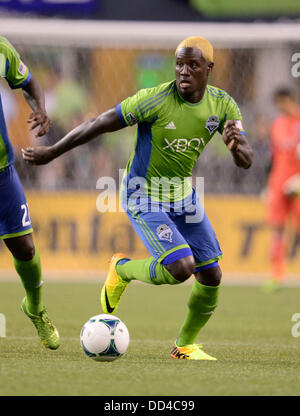 Agosto 25, 2013. Sirene di Seattle FC avanti Eddie Johnson #7 in azione contro i legnami da Portland a Campo CenturyLink a Seattle, WA. Sirene di Seattle FC sconfigge Portland legnami 1 - 0.George Holland / Cal Sport Media. Foto Stock