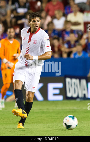 Federico Fazio (Sevilla), 25 agosto 2013 - Calcio : Spagnolo Primera Division "Liga BBVA (Espanola)' match tra Levante 0-0 Sevilla a Estadio Ciudad de Valencia a Valencia in Spagna. (Foto di Enrico Calderoni/AFLO SPORT) Foto Stock