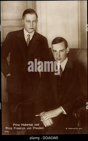 Ak Prinz Hubertus und Prinz Friedrich von Preußen, Anzug; Foto Stock