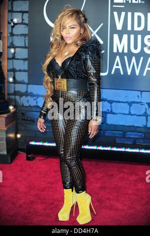 Brooklyn, New York. 25 Ago, 2013. All'arrivo per MTV Video Music Awards - 2013 VMAs - Parte 2, Barclays Center di Brooklyn, NY Agosto 25, 2013. Credito: Gregorio T. Binuya/Everett raccolta/Alamy Live News Foto Stock