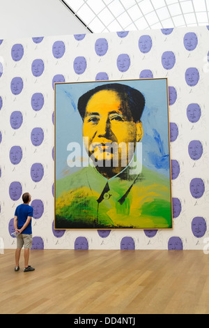 Ritratto di Mao di Andy Warhol a Hamburger Bahnhof Art Museum a Berlino Germania Foto Stock