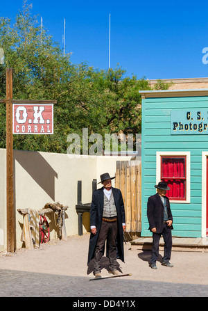Rievocazione della gunfight all'OK Corral, oggetto contrassegnato per la rimozione definitiva, Arizona, Stati Uniti d'America Foto Stock