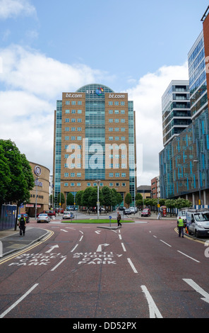 BT Riverside Tower, Lanyon Place, Belfast, Irlanda del Nord. BT è uno dei principali fornitori di servizi di telecomunicazioni nel Regno Unito. Foto Stock