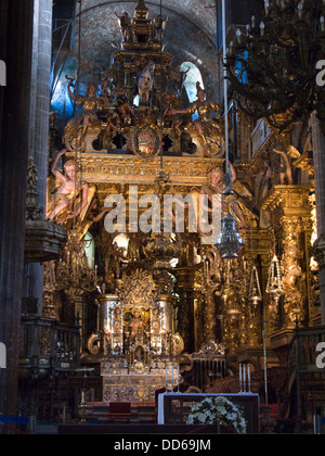 Principale alterare gotica Cattedrale di San Giacomo a Santiago de Compostela Galizia Spagna Foto Stock