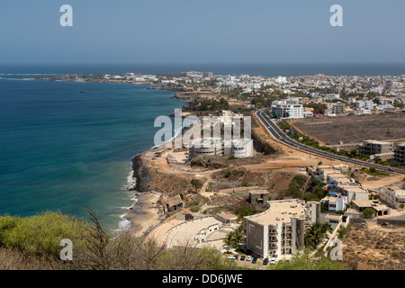 Dakar, Senegal. Les Almadies, un sobborgo di Dakar. Il punto più occidentale del continente africano è in fondo a sinistra la distanza. Foto Stock