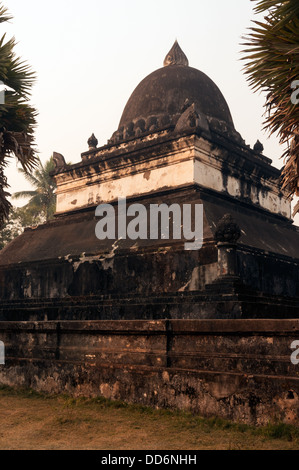 Elk209-1463v Laos Luang Prabang, Wat Wisunarat (Wat Visoun), che Pathum (che Makmo Anguria Stupa) Foto Stock