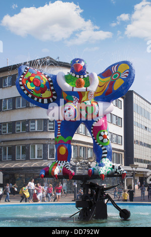 Germania, Norh Reno Westfalia, Duisburg, in vista della fontana ancora di salvezza Foto Stock