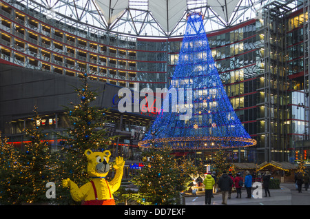 Weihnachten im il Sony Center am Potsdamer Platz di Berlino, Deutschland, nur-redaktionell-nutzbar, editoriale-solo, non-model-release Foto Stock