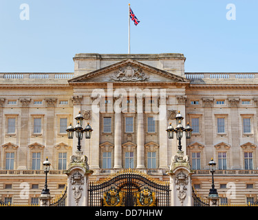 Buckingham Palace di Londra, Inghilterra, Regno Unito. Foto Stock