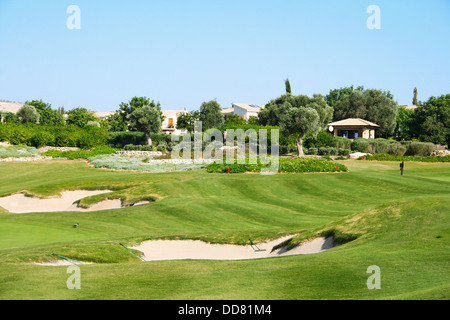 Campo da golf a Cipro villaggio di montagna. Foto Stock
