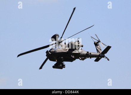 Attacco Apache elicottero a RAF Cosford Airshow 2013 con il principe Harry a bordo di Cosford, Shropshire, Inghilterra, Europa Foto Stock