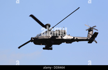 Attacco Apache elicottero a RAF Cosford Airshow 2013 con il principe Harry a bordo di Cosford, Shropshire, Inghilterra, Europa Foto Stock