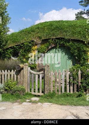 Dh Signore degli Anelli HOBBITON NUOVA ZELANDA Hobbit cottage porta set di film di film di film del sito hobbit house Foto Stock