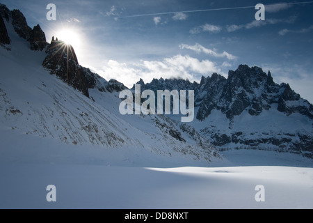 Le aiguilles de chamonix in inverno look, leschaux ghiacciaio, Chamonix Mont Blanc, RHONE ALPES. Francia. Foto Stock