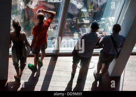 Vista dalla piattaforma alla sommità del Shard, London Bridge, London, Regno Unito Foto Stock