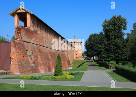 La torre Yamskaya e parete del Cremlino in Kolomna, Russia Foto Stock