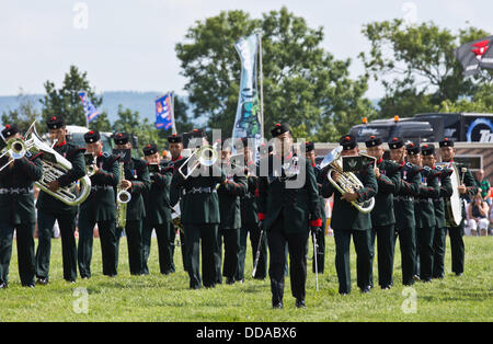 Contea di Bucks mostrano Weedon Park, .la banda della brigata dei Gurkha eseguire nella principale arena. Foto Stock