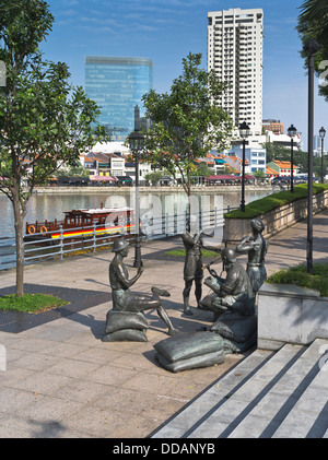 Dh Fiume Singapore statue nord Boat Quay SINGAPORE bronzo statua scolpita una grande Emporium da Malcolm Koh in vecchio stile coloniale Foto Stock