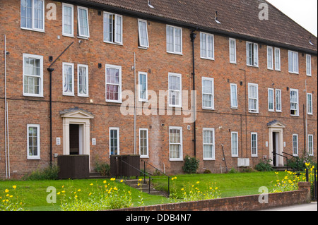 Esterno dell edificio di appartamenti nella città di York North Yorkshire England Regno Unito Foto Stock