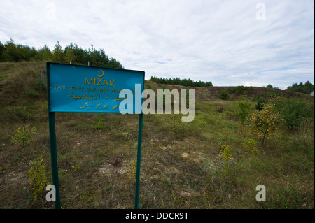 Bohoniki village, un musulmano tartaro comunità in Polonia orientale, con una moschea in legno e un cimitero. Foto Stock