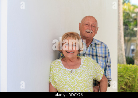 Coppia senior sorridente Foto Stock