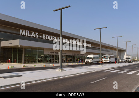 /Bodrum Milas Aeroporto (aeroportuale BJV) Terminal Internazionale, aperto 2013 in Provincia di Mugla, Turchia. Foto Stock