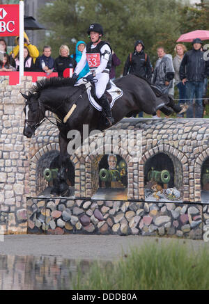 Malmo, Svezia. 31 Agosto, 2013. Eventer tedesco Michael Jung corre sul suo cavallo Halunke durante il cross country concorrenza della Comunità Eventing Championships di Malmo, Svezia, 31 agosto 2013. Foto: JOCHEN LUEBKE/dpa/Alamy Live News Foto Stock