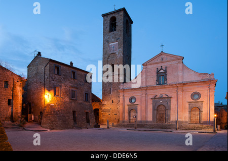 Civita di Bagnoregio. San Donato Chiesa. Distretto di Viterbo, Lazio, Italia. Foto Stock