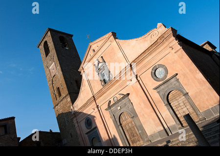 Civita di Bagnoregio. san donato chiesa. distretto di Viterbo, Lazio, Italia. Foto Stock