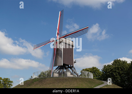 Sint-Janshuismill a Bruges in Belgio Foto Stock